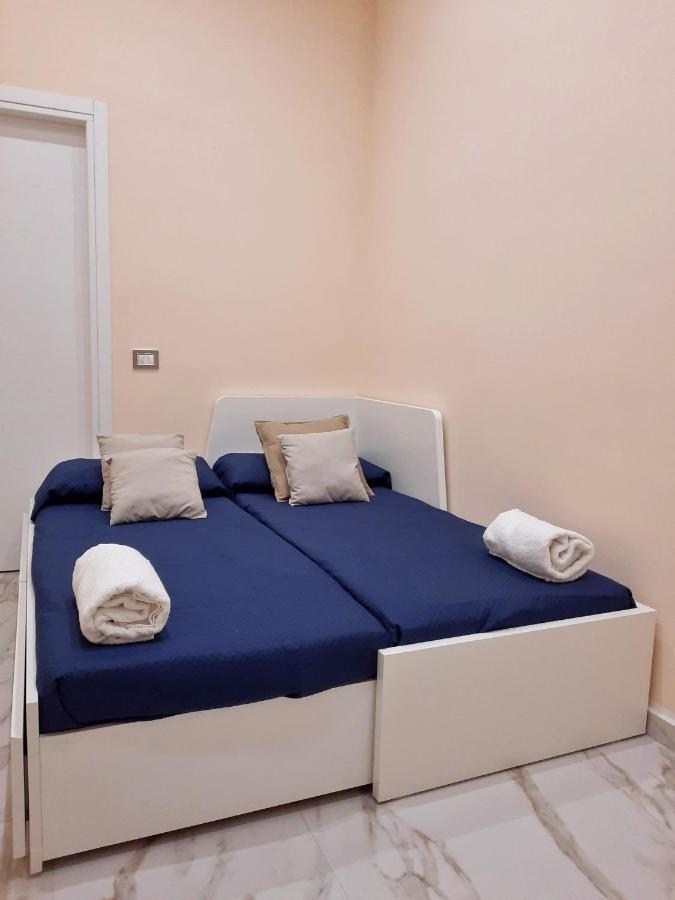 Re Ferdinando Apartment Napels Buitenkant foto